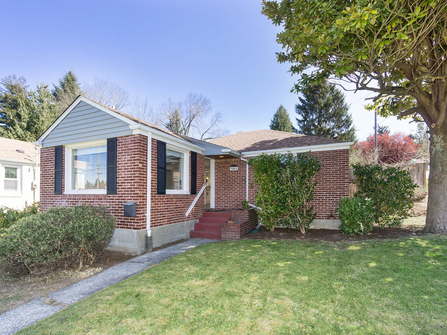 3002 32nd Ave W Seattle WA 98199 PTC - 1 — Photo 2