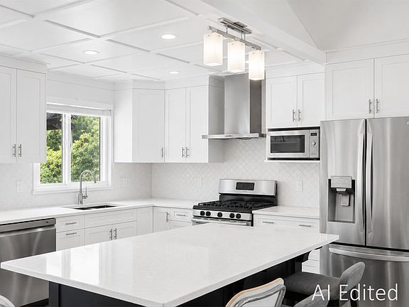 5th image of 2608 Blackham Dr