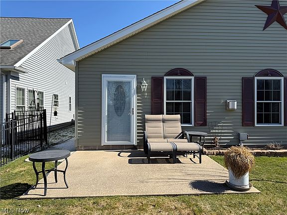 5th image of 304 Woodland Way