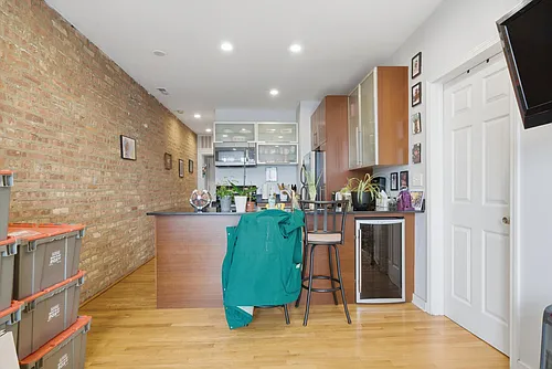 3231 W Hirsch St #3R Photo 1