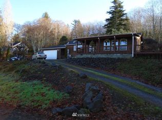 1171 Quincy St, Raymond, WA 98577