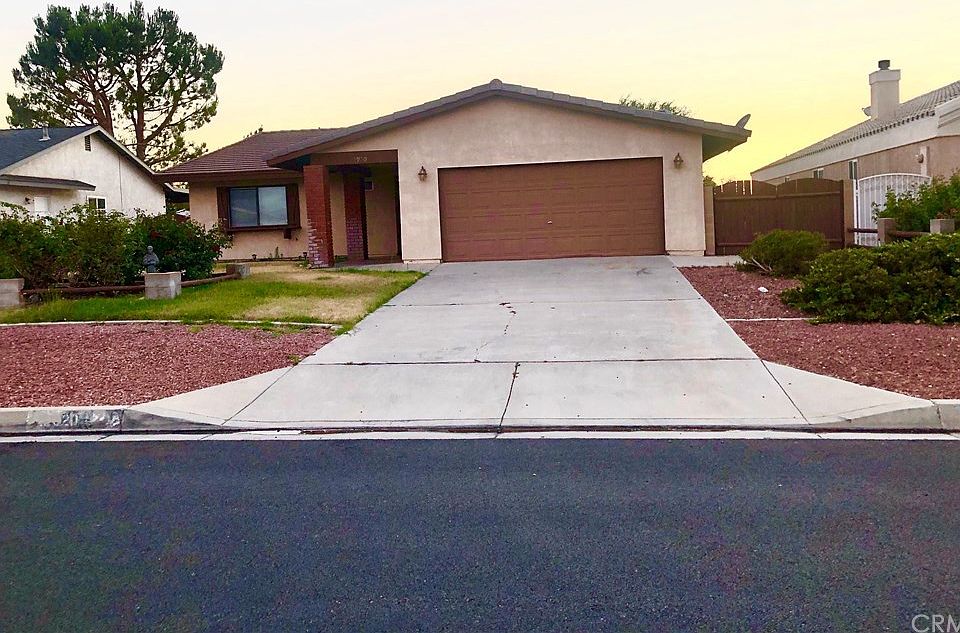 1st image of 12920 Briarcliff Dr