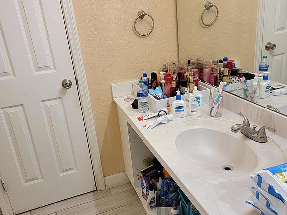 3rd image of 6647 LA MIRADA Drive W #5