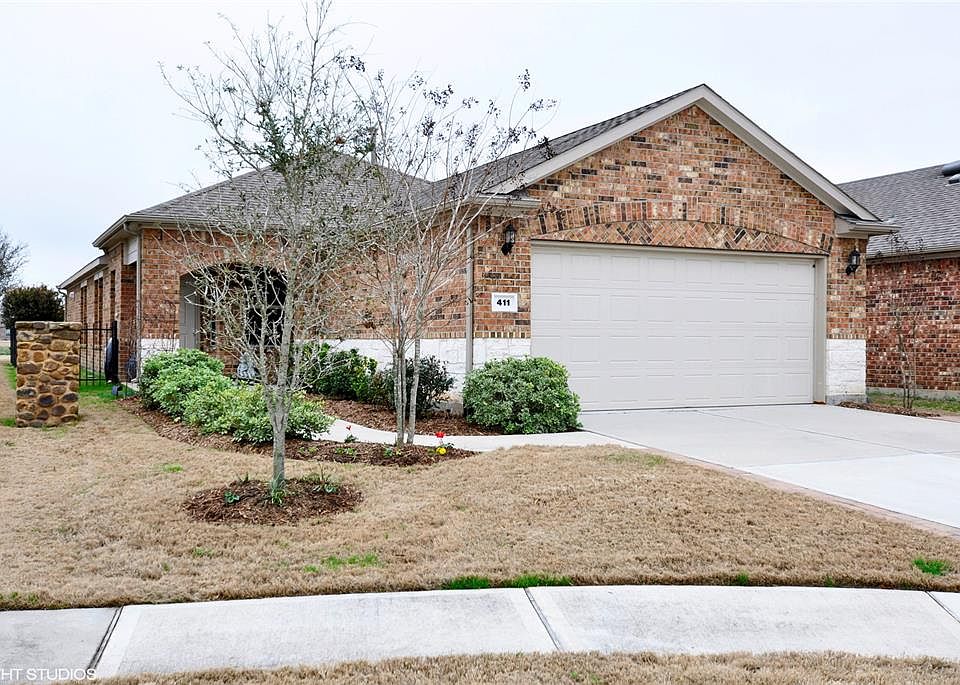 1st image of 411 Larkspur Ln