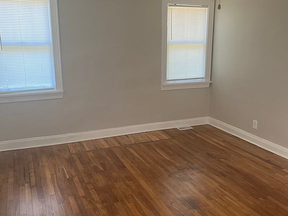 5th image of 1731 Columbia College Dr