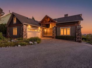 5575 Fairlight Cres, Delta, BC V4E1B3