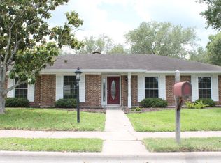 507 Berkshire Ln, Victoria, TX 77904