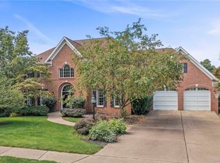 7080 Bennington Woods Dr, Pittsburgh, PA 15237