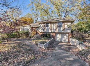 6308 E 102nd St, Kansas City, MO 64134