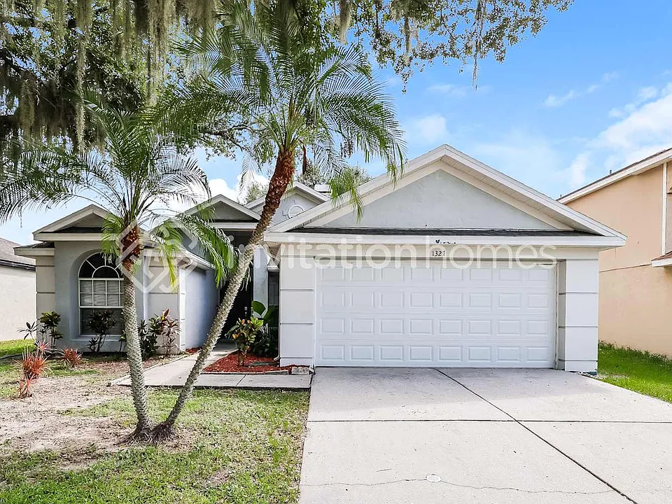 1327 Windjammer Pl