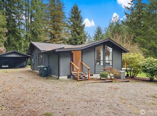 11132 Country Club Dr, Anderson Island, WA 98303