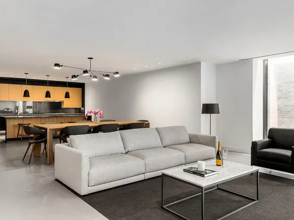 242 Broome Street image 5 of 9