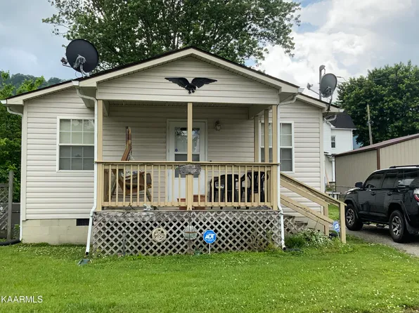 812 Jacksboro Ave, Rocky Top, TN 37769