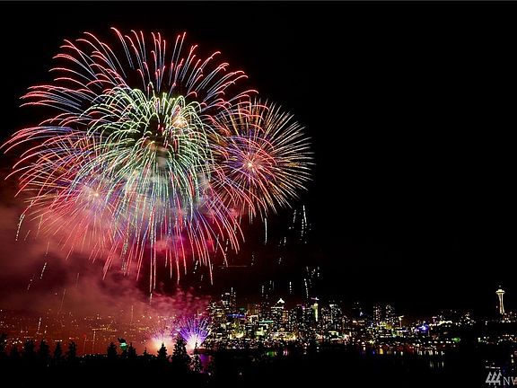 Amazing place to watch the 4th of July fireworks!