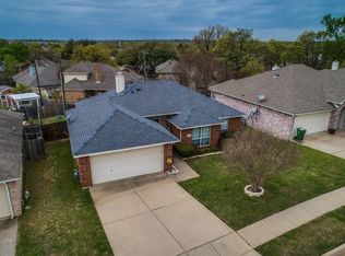 5608 Lasso Rd, Arlington, TX 76017