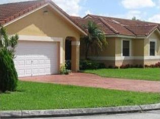 15153 SW 43rd Ln, Miami, FL 33185