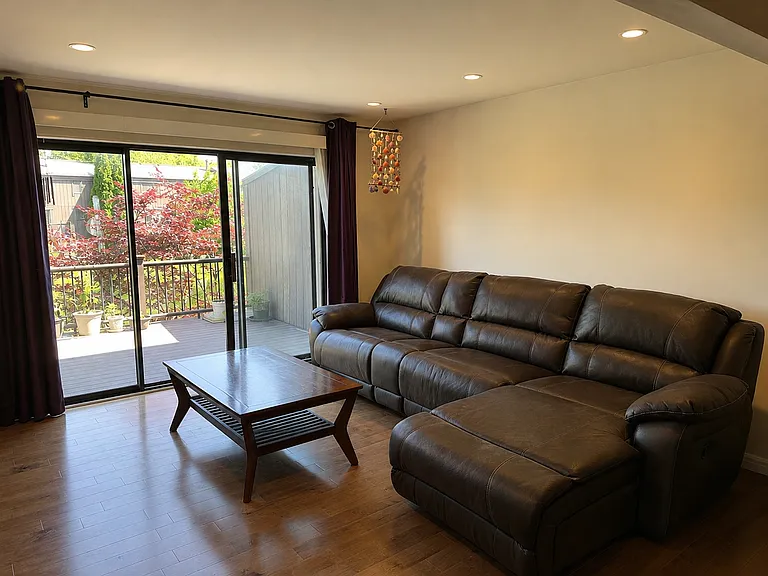 2511 Meade Ct — Photo 5