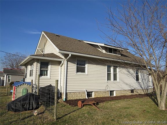 4th image of 203 Mitchell Street