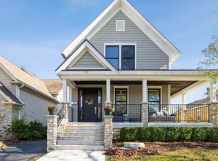 39 N Spring Ave, La Grange, IL 60525