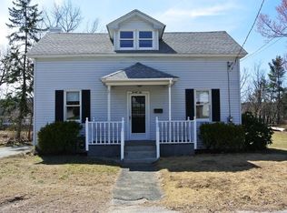 26 Hoover St, Leominster, MA 01453
