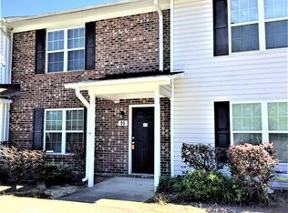 95 Wolf Creek Ln, Lillington, NC 27546