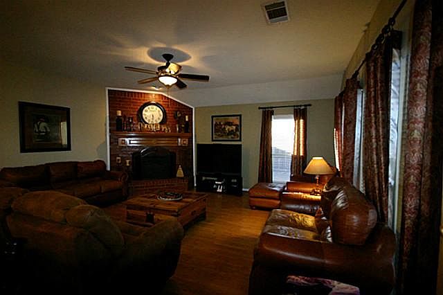 1st image of 3001 Caribou Ct