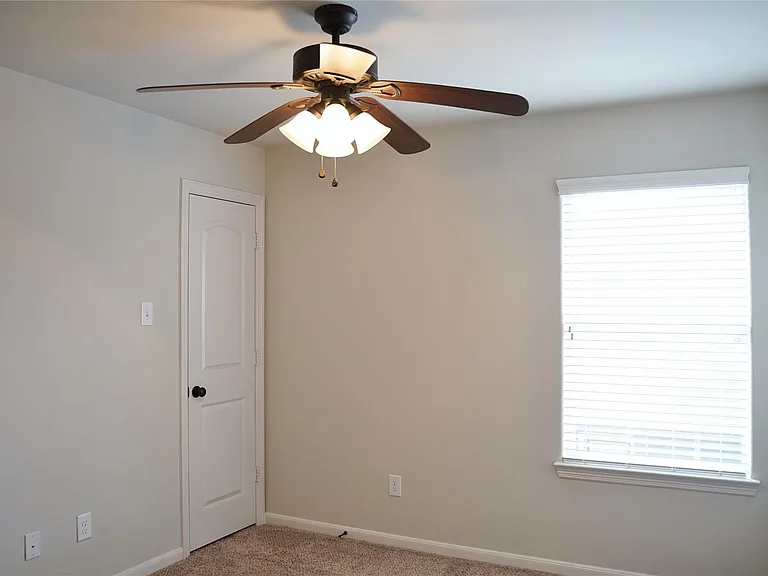 10507 Willow Park Grn — Photo 14