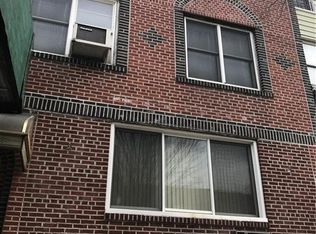 322 Graham Ave, Brooklyn, NY 11211