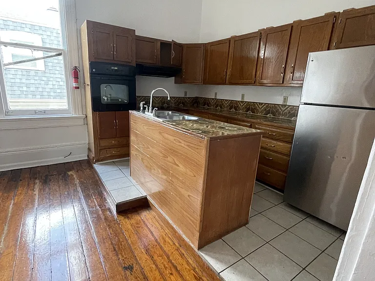 1034 S Carrollton Ave #D — Photo 3