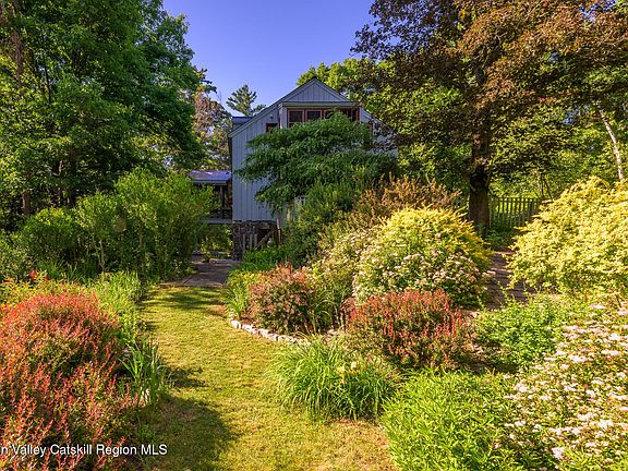 2nd image of 76 Bowman Road