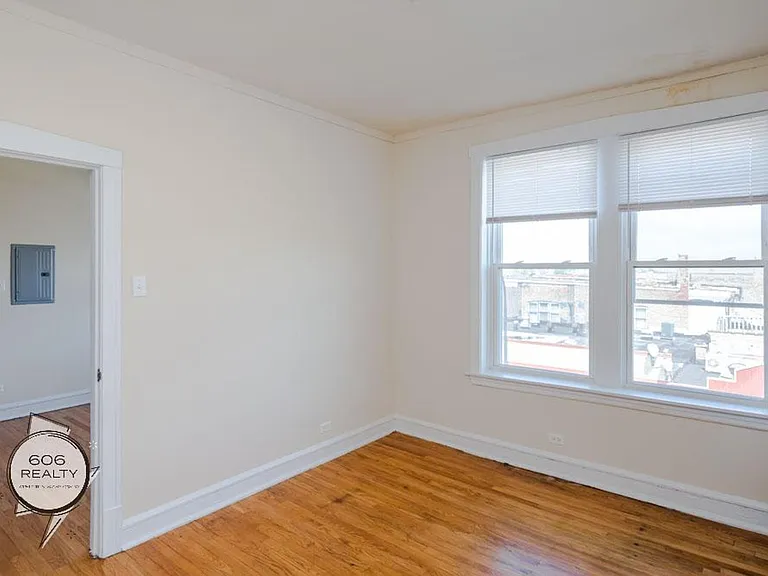 2208 S 57th Ave #10 — Photo 19