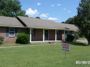 1930 Laura Dr, Demopolis, AL 36732