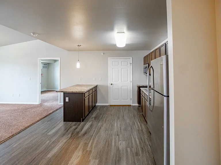 Creekside at Osgood Apartments — Photo 10