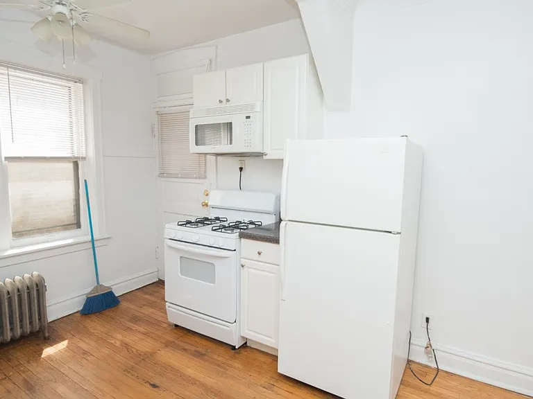 3906 W Argyle St #A3 — Photo 3