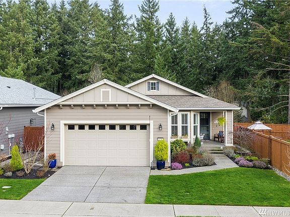 2nd image of 4630 Meriwood Dr NE