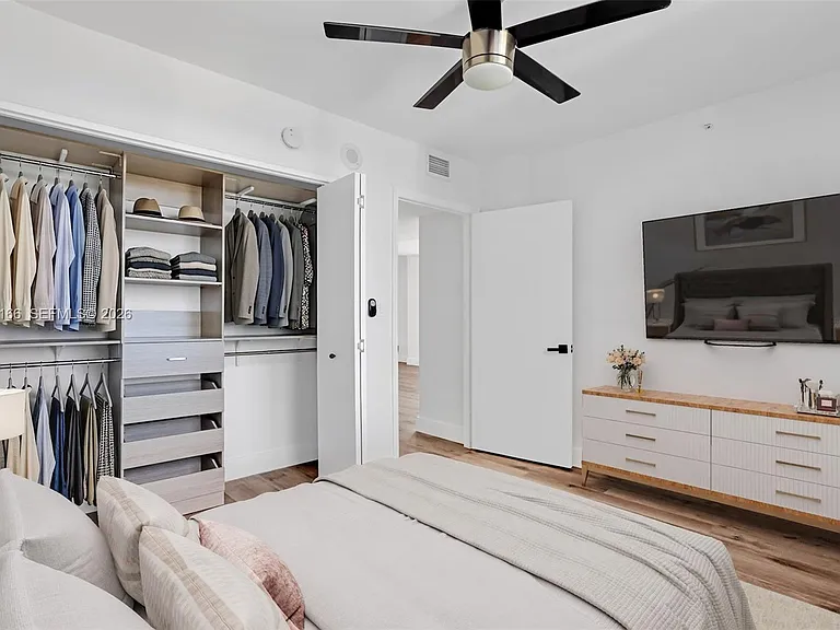 1330 West Ave #3007 — Photo 11