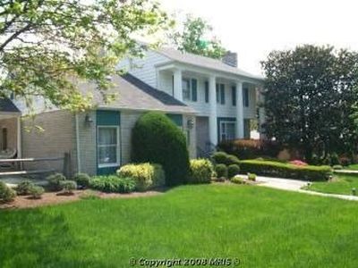 7113 Bridle Path Ln, Hyattsville, MD, 20782