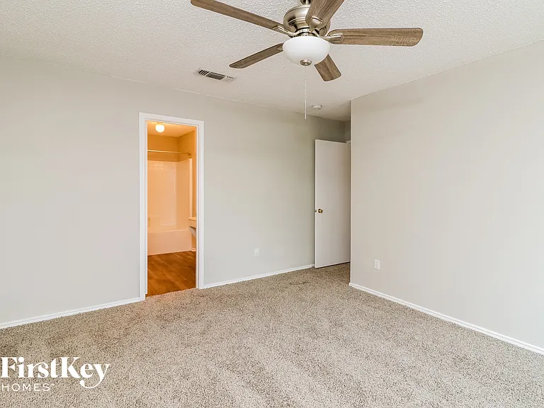 7213 Ashbourne Way — Photo 10