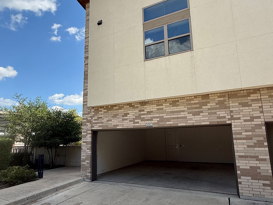 2nd image of 3963 Sherwood Forest Dr