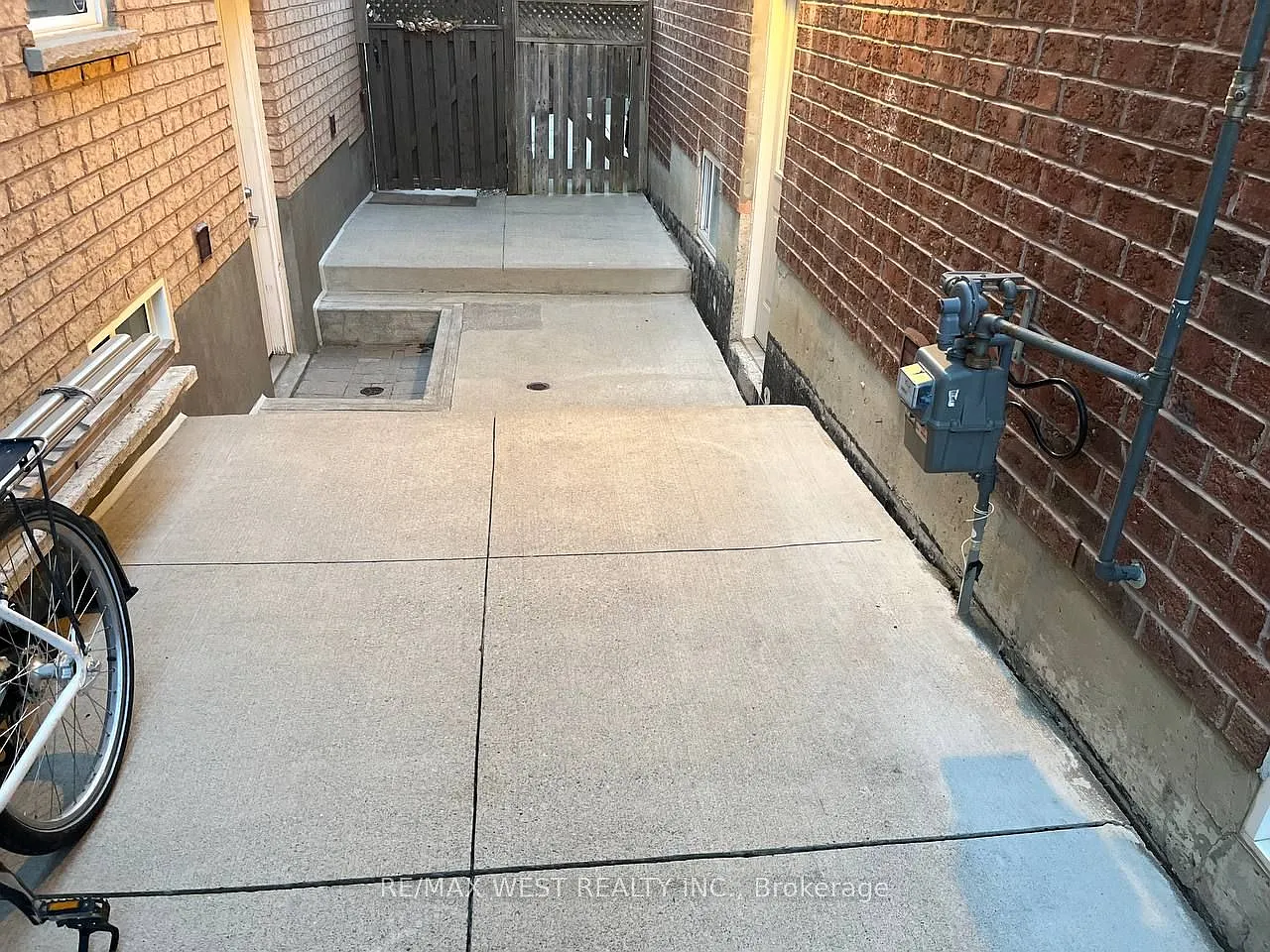 2 bed, $1,490 — Photo 2