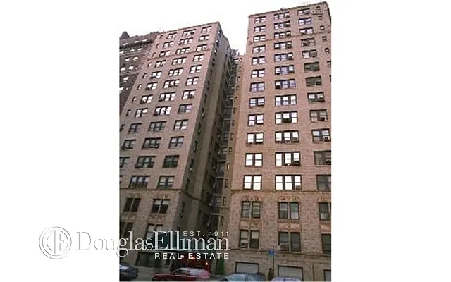 Rented by Douglas Elliman | media 15