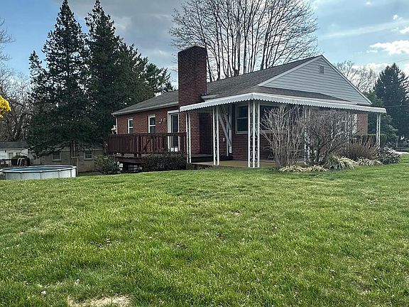 3rd image of 1803 Willow Rd