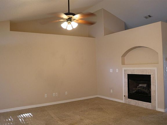 4th image of 2722 Terry Cove Dr