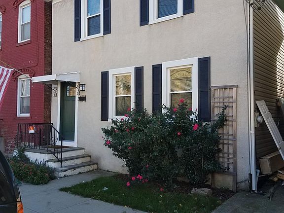 5th image of 132 Palisade St