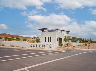 1579 N Altozano Rd, Washington, UT 84780