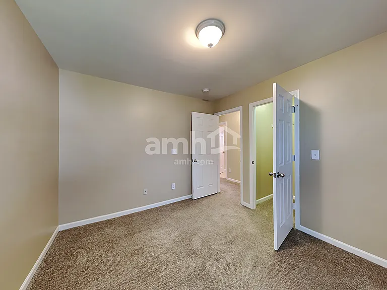 148 Bellfare Dr — Photo 18
