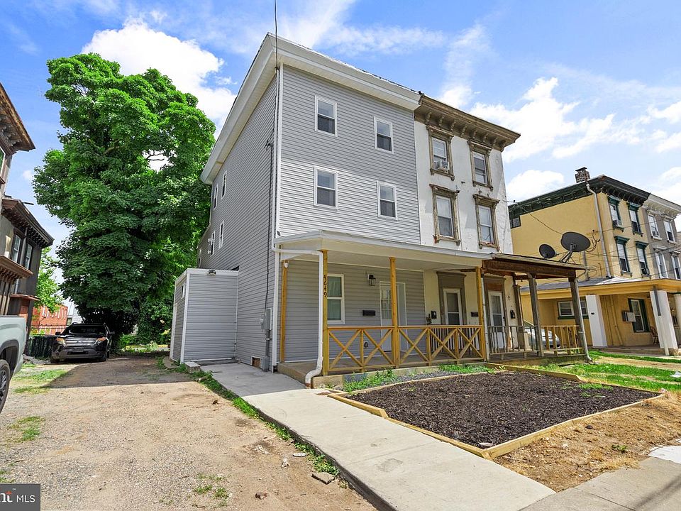1st image of 4649 Penn St