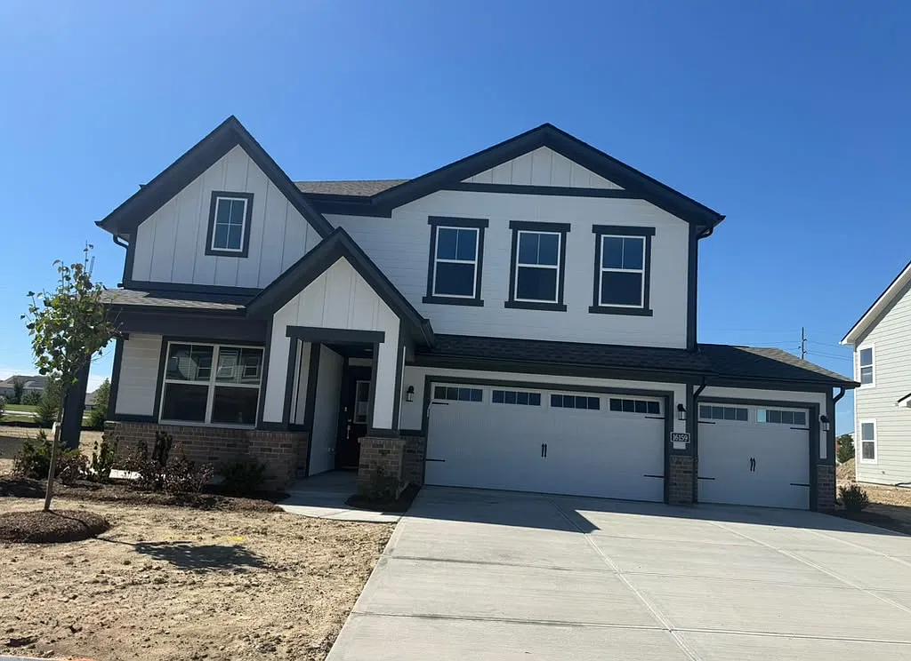 5 bed, 2900 sqft, $3,000 — Photo 1