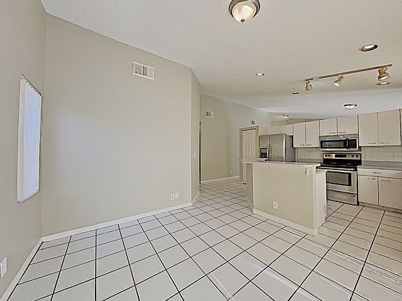 5th image of 9540 NW 52nd Ct