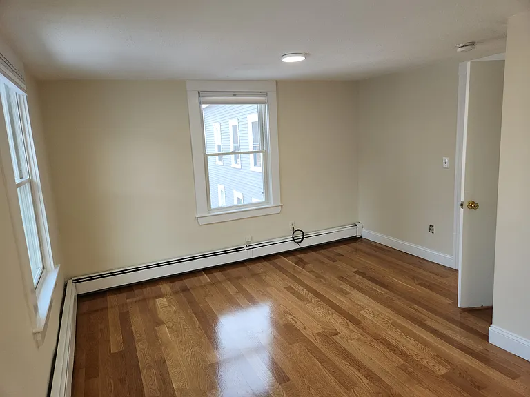 62 Mason St #2R — Photo 10